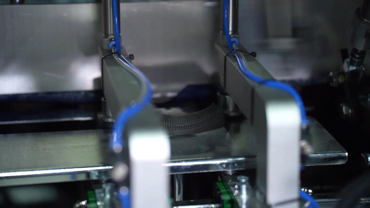 4 Handle Online Attachment 4 Gérer la pièce jointe en ligne