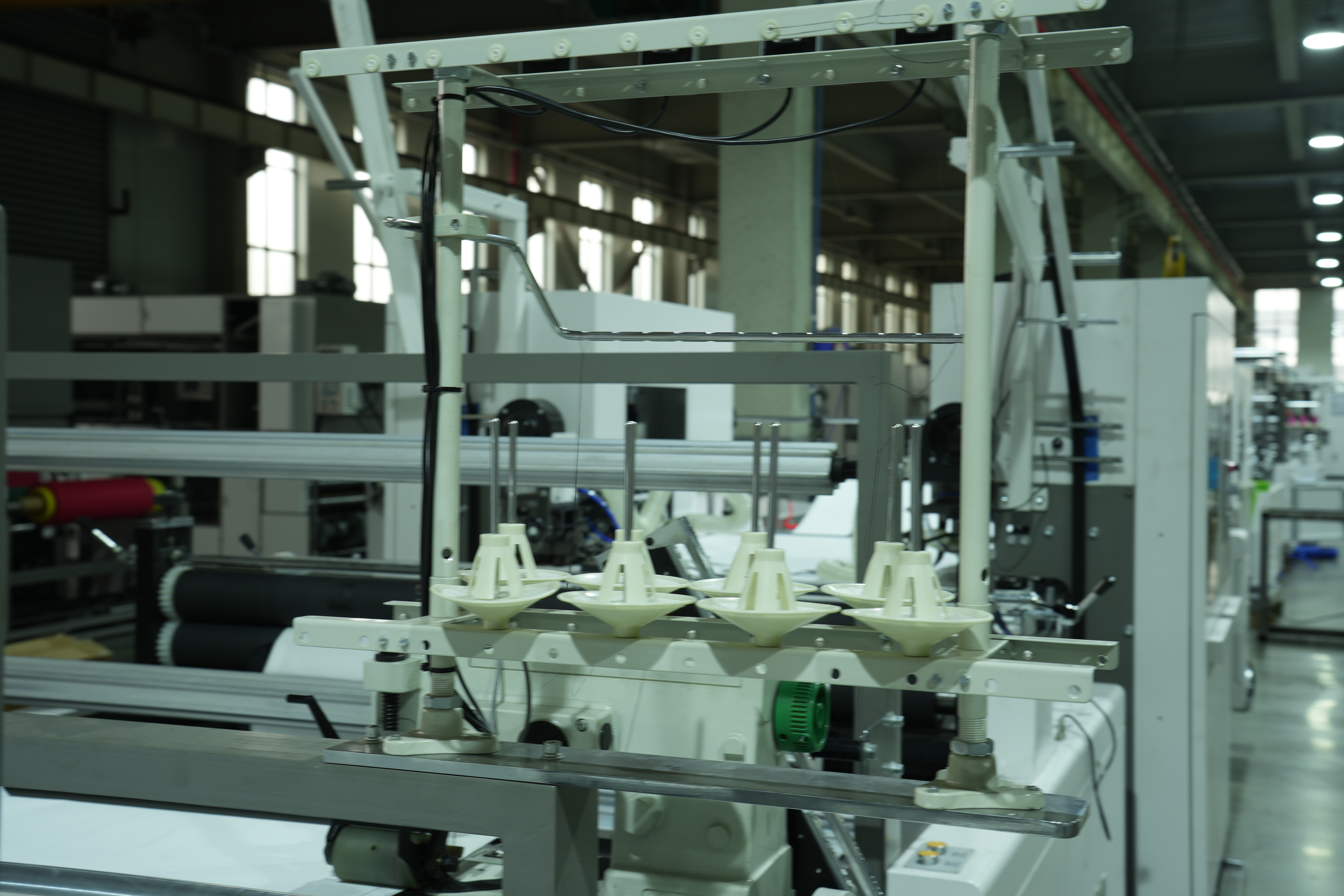 Machine de couture et de découpe de couture à double côté ONL-XG1200 non tissée